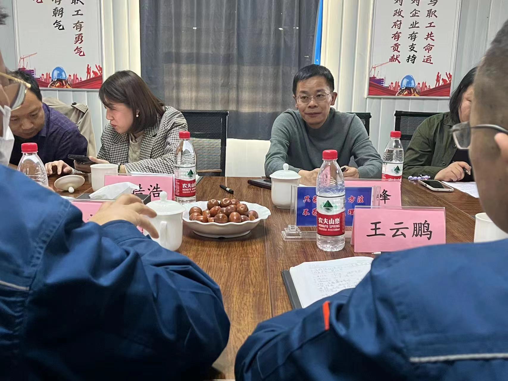 ������������ί���շ�һ��ݰ���½���������AG ����������Ȼ��ʹ�����